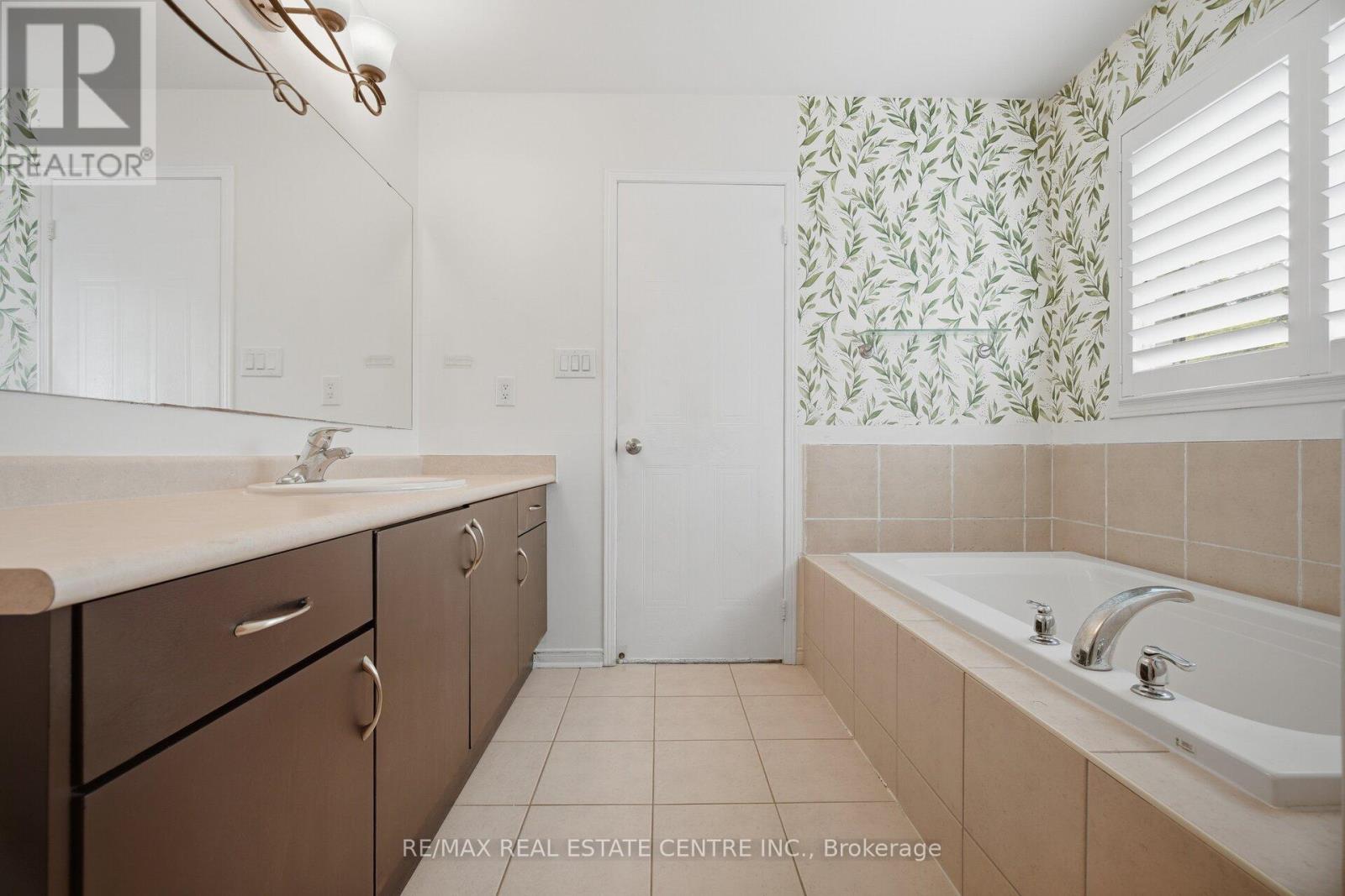 71 BARRETT AVENUE - 29