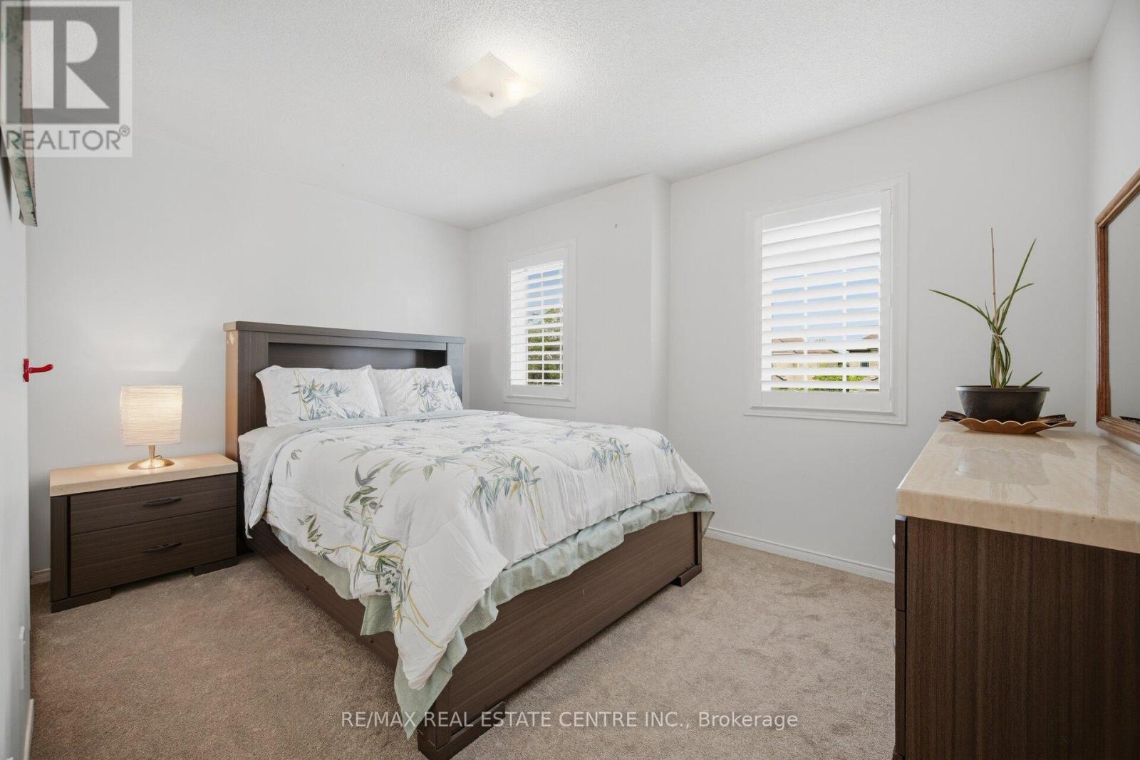 71 BARRETT AVENUE - 34
