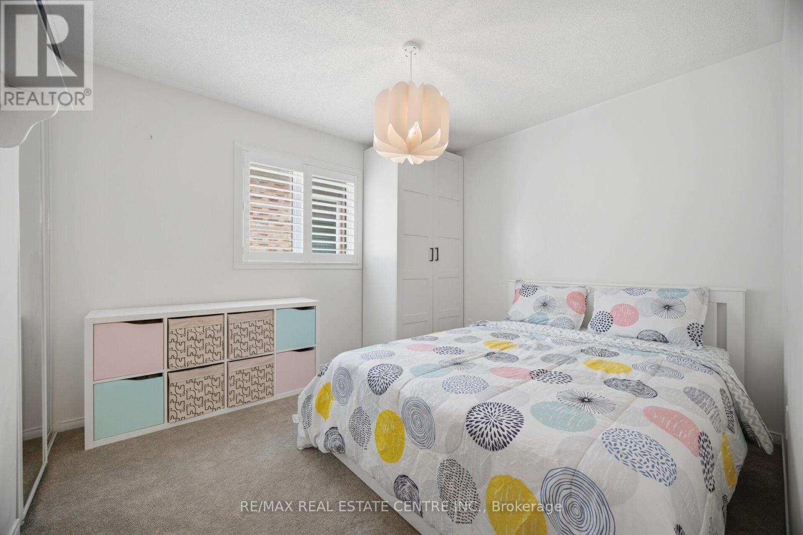 71 BARRETT AVENUE - 36