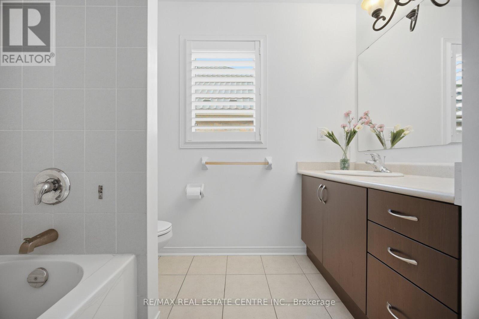 71 BARRETT AVENUE - 39