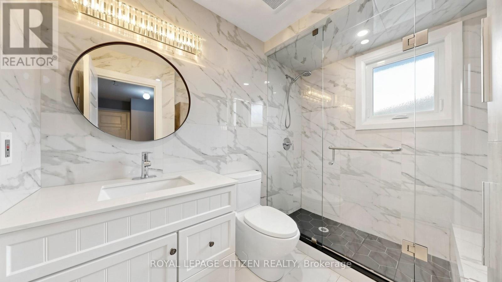 27 EMPEROR AVENUE - 38