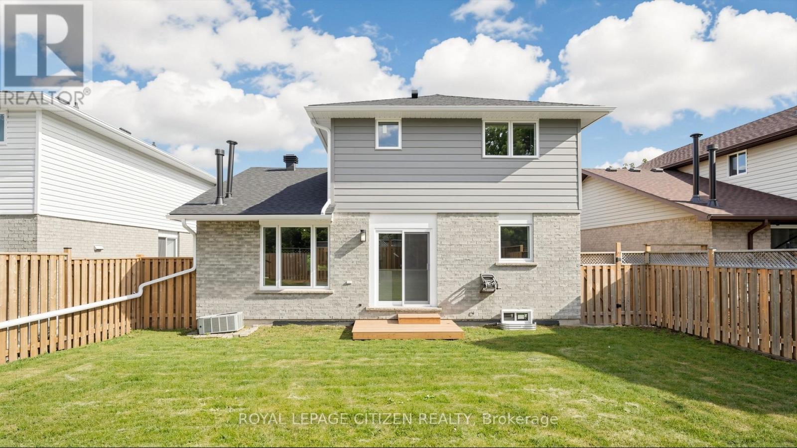 27 EMPEROR AVENUE - 45