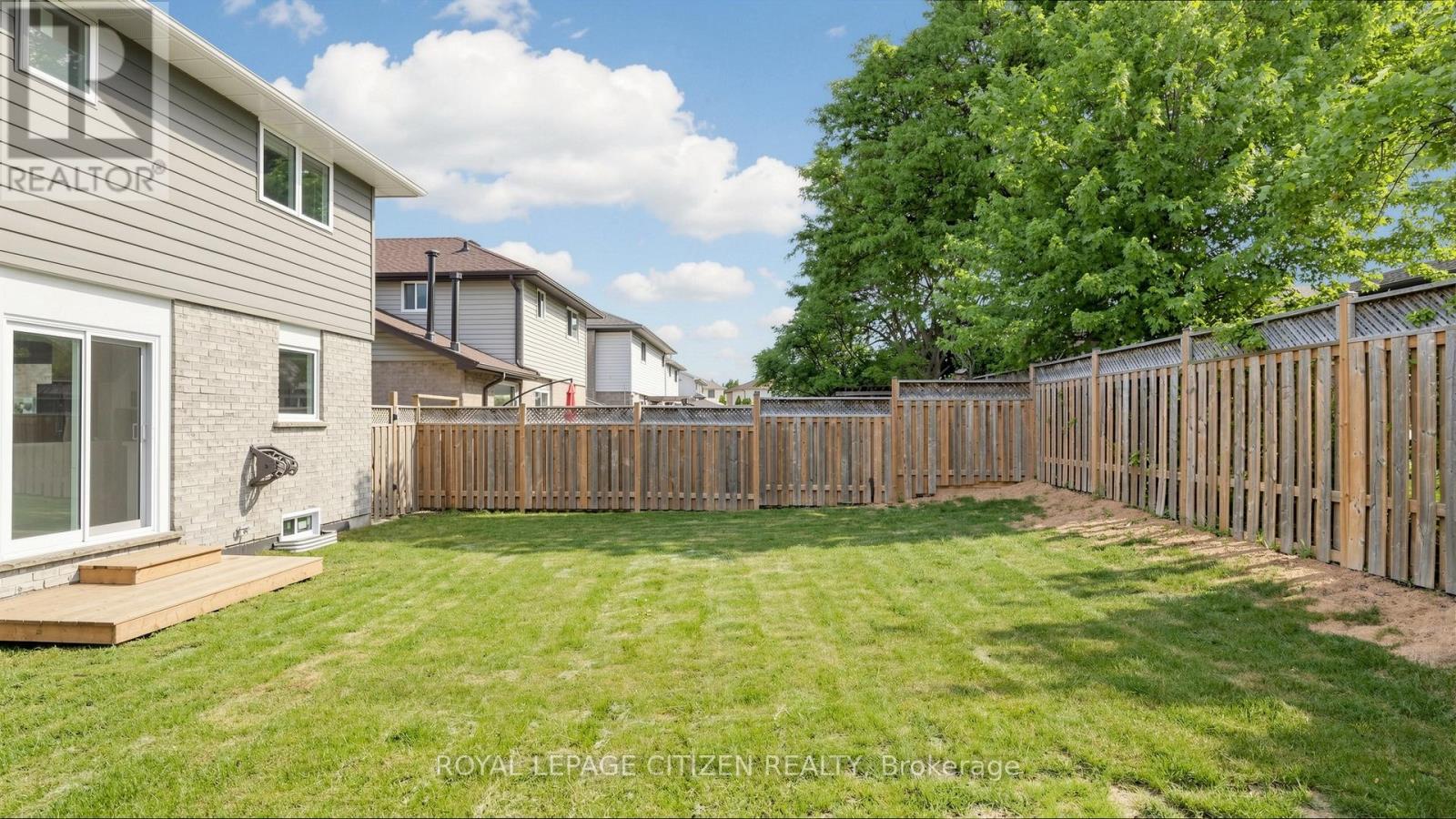 27 EMPEROR AVENUE - 47