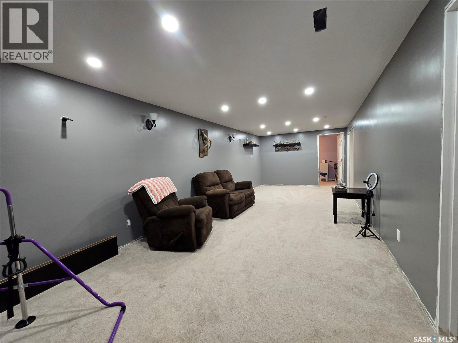 619 BRIMACOMBE DRIVE - 14