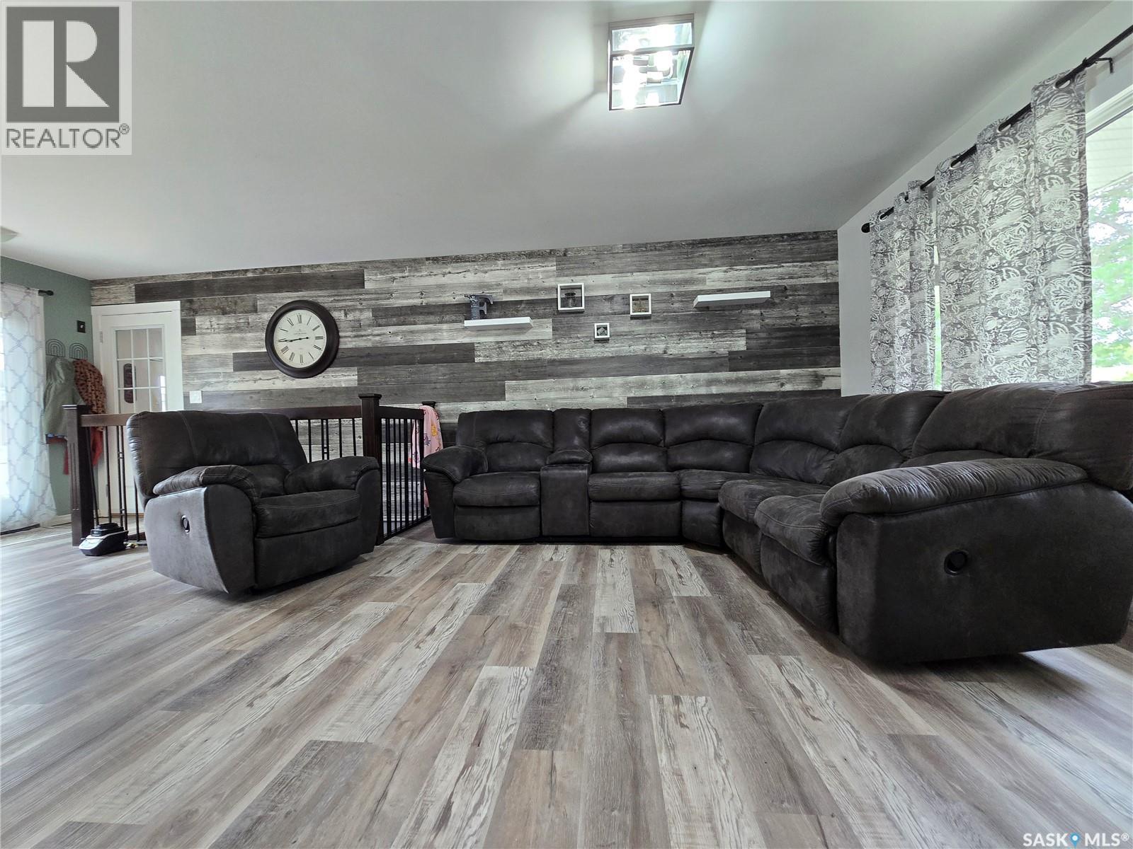 619 BRIMACOMBE DRIVE - 9