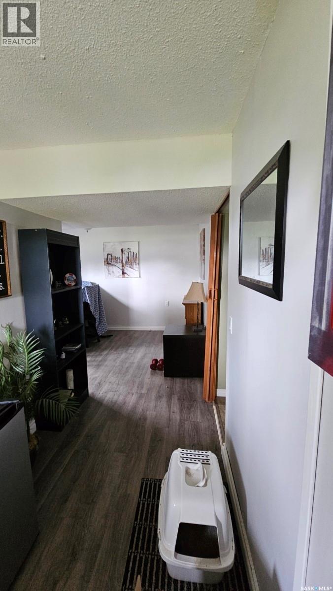 208 Warwick STREET — photo 19
