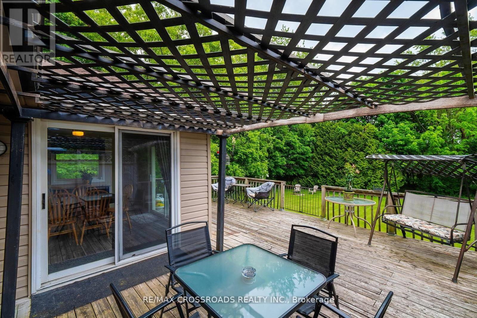 19 ORCHARD AVENUE - 35