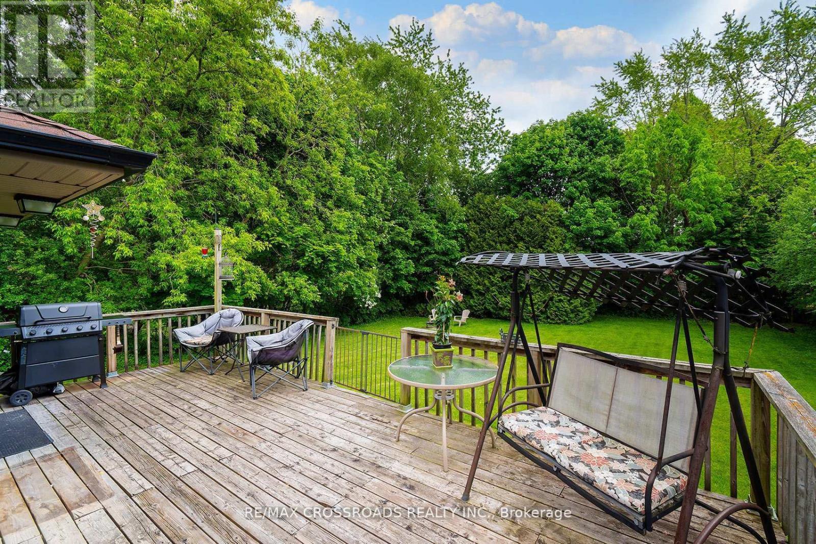 19 ORCHARD AVENUE - 37