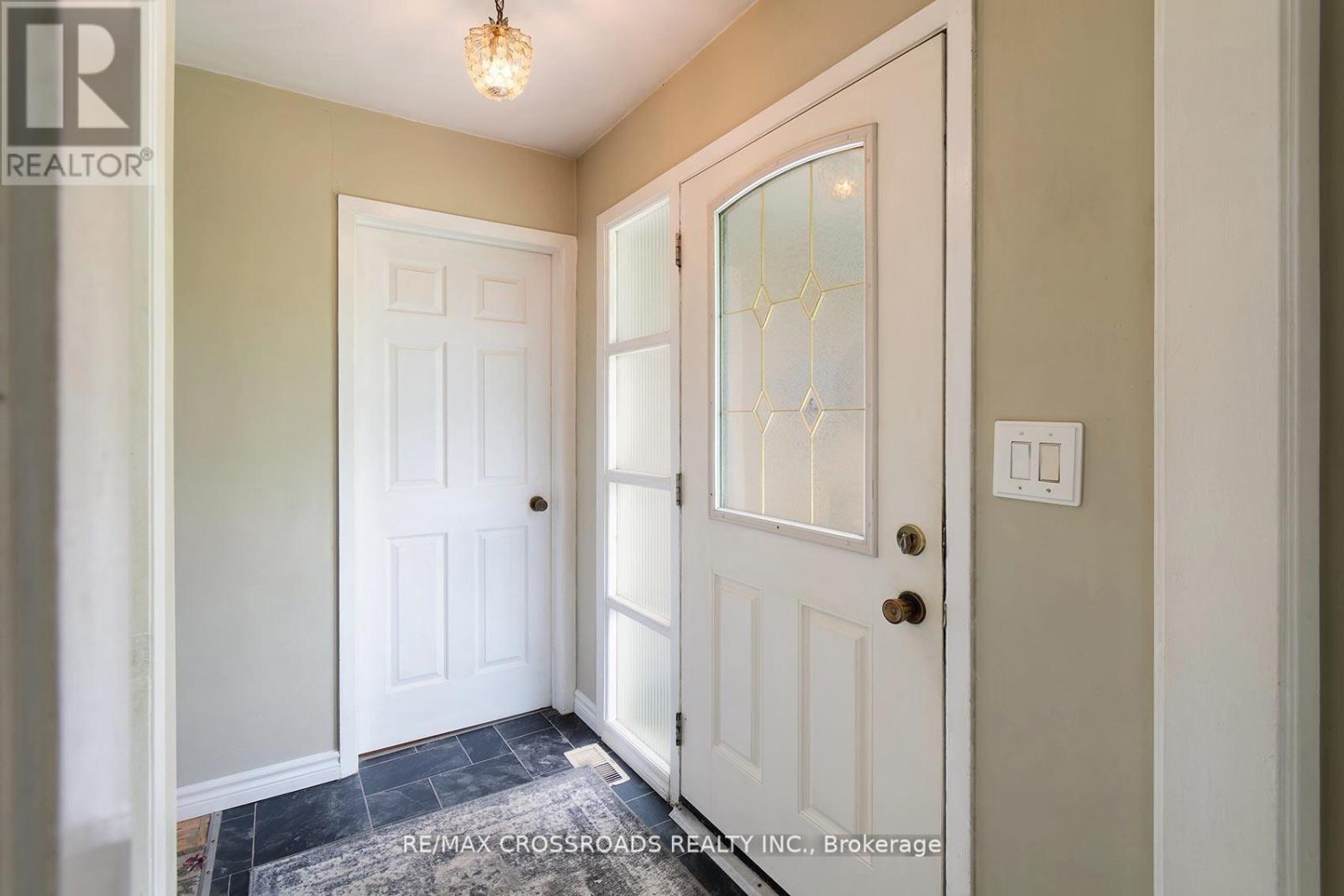 19 ORCHARD AVENUE - 6