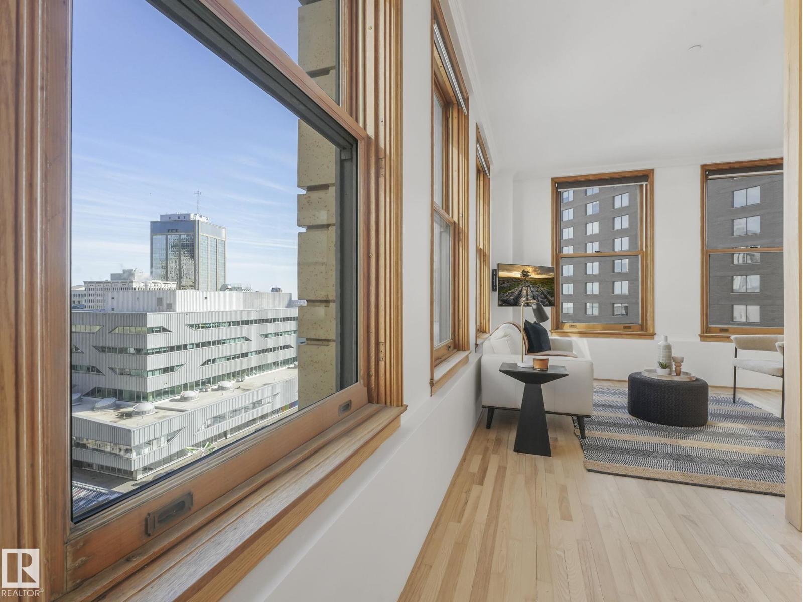 #807 10134 100 ST NW - 33