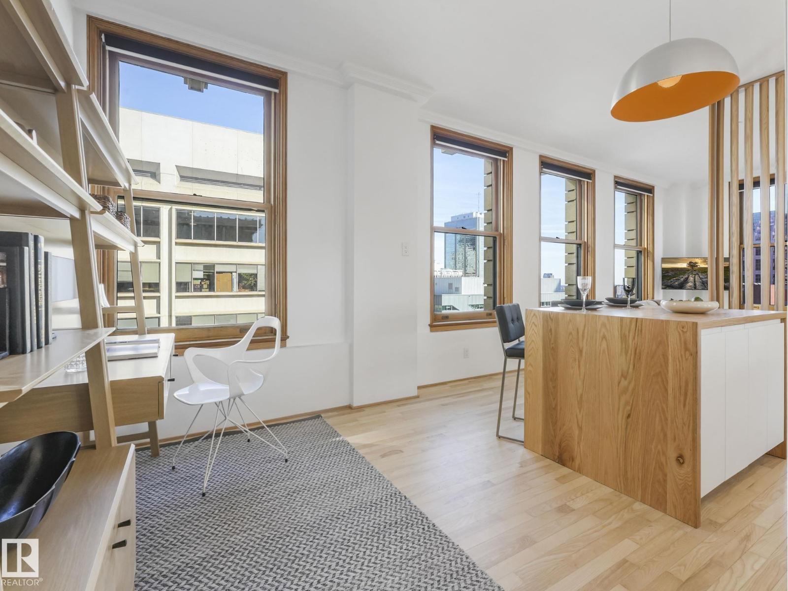 #807 10134 100 ST NW - 6