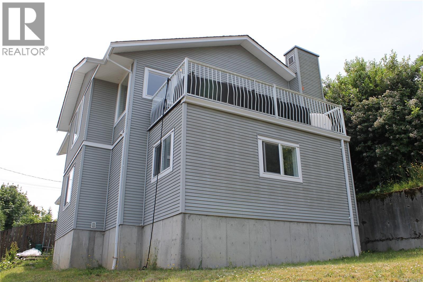 6160 Lakeview Dr - 2