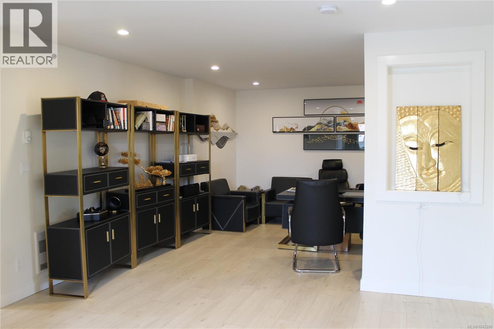 6160 Lakeview Dr - 22
