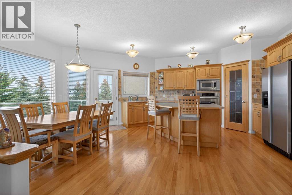 307 Hampstead Way NW - 2