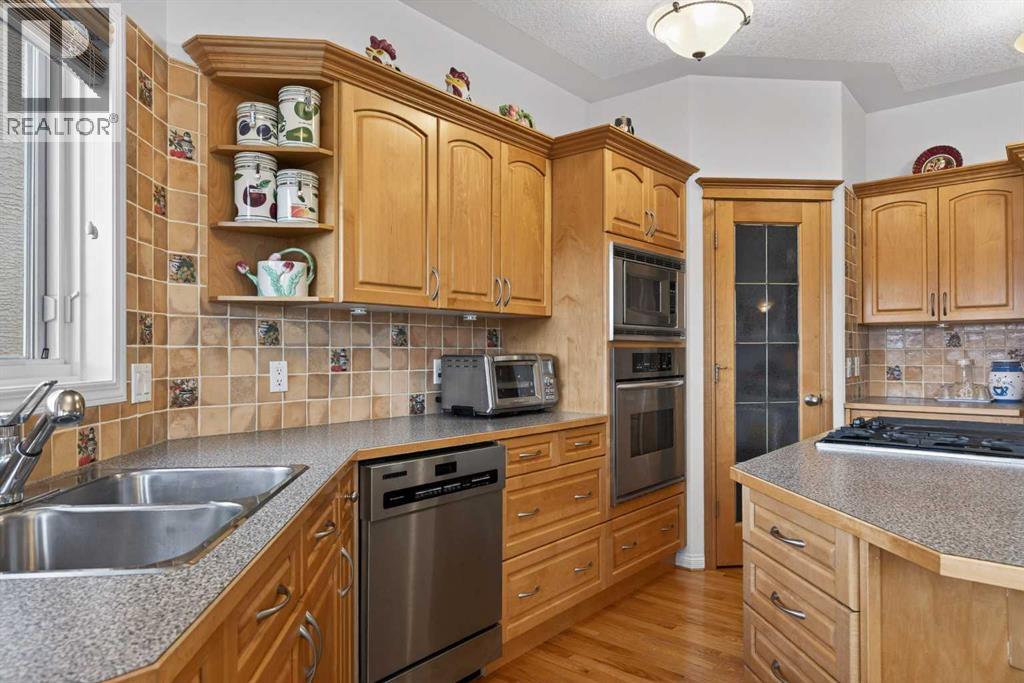 307 Hampstead Way NW - 15