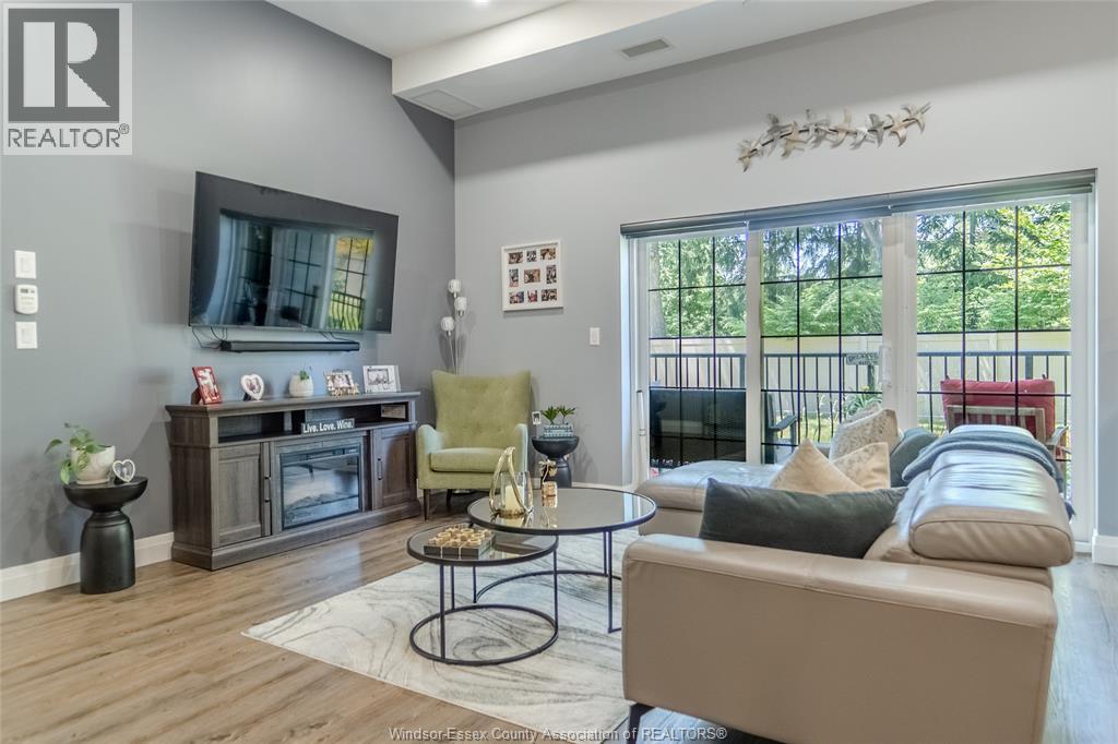 #109 3817 Howard AVENUE - 11