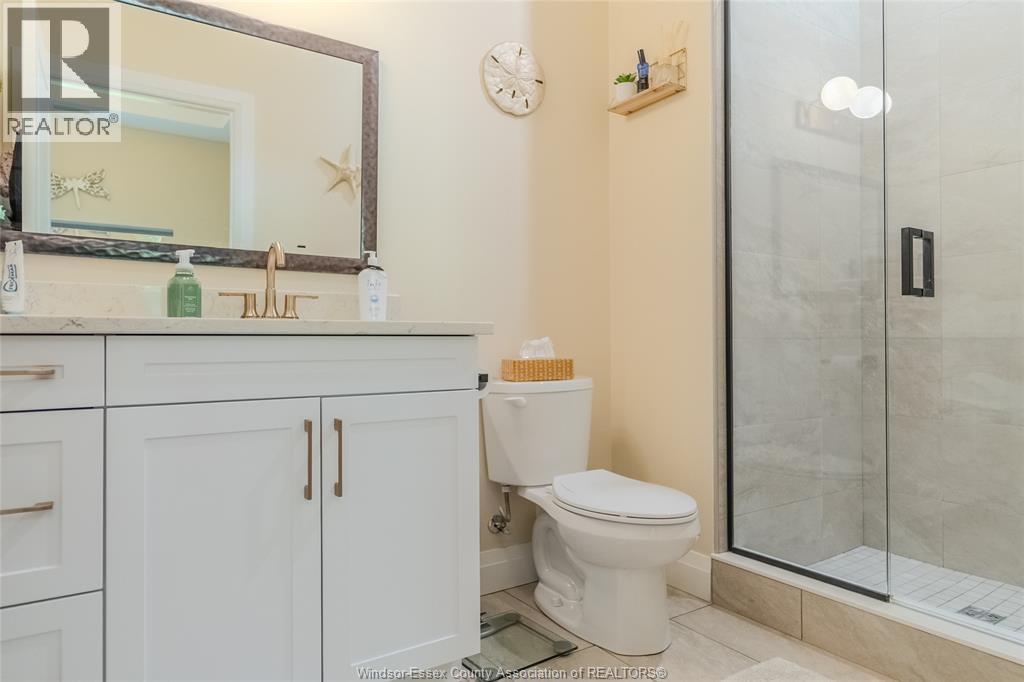 #109 3817 Howard AVENUE - 19