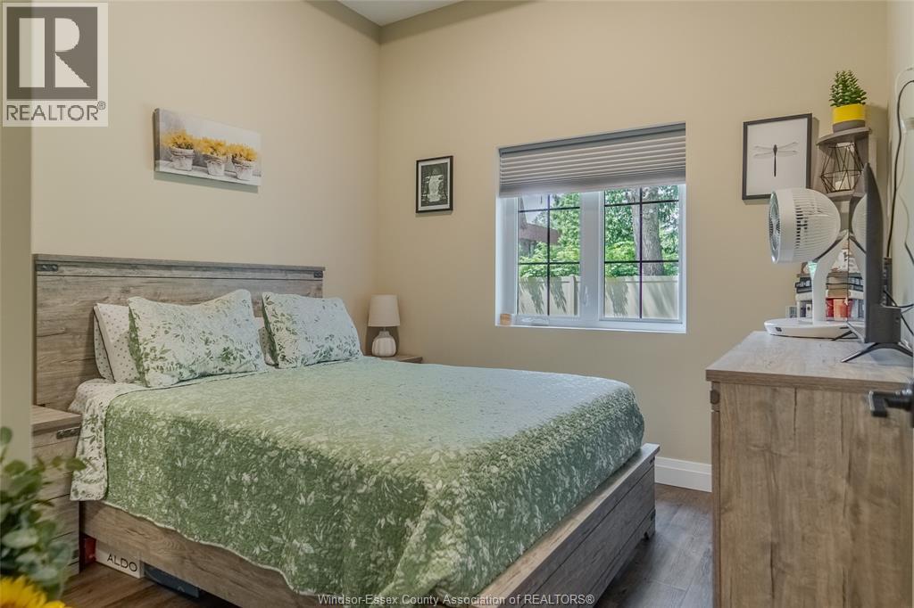 #109 3817 Howard AVENUE - 21