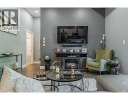 3817 Howard Avenue Unit# 109, Windsor, ON N9E0B5 Photo 12