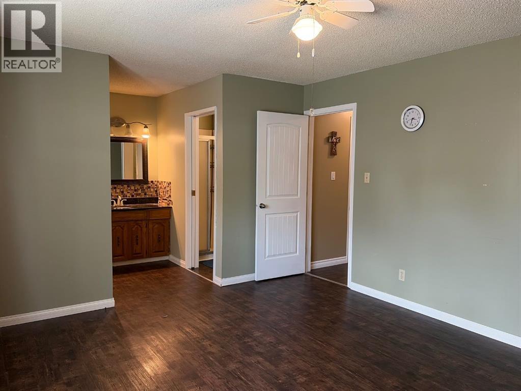 1009 Third Avenue - 26