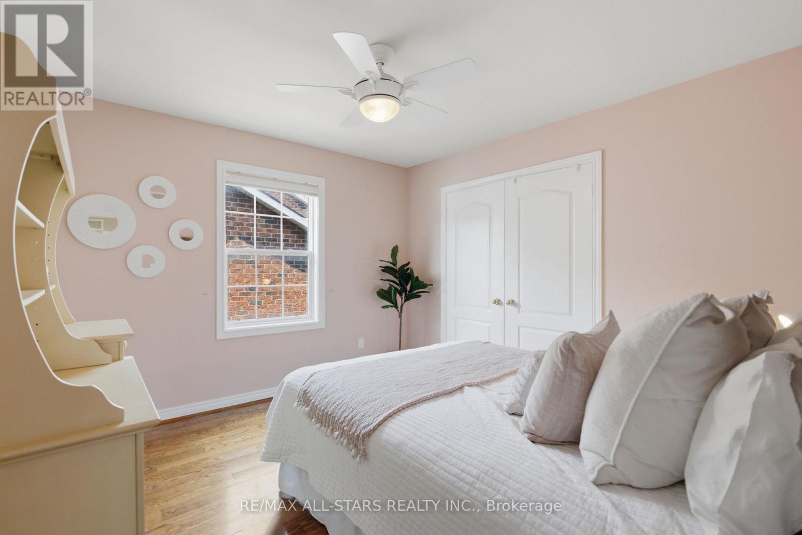 38 GALLOWAY CRESCENT - 28