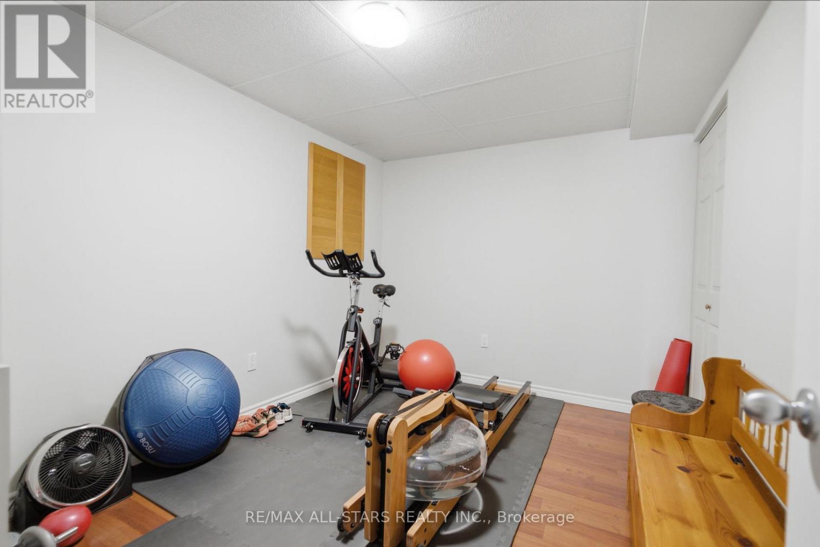 38 GALLOWAY CRESCENT - 33