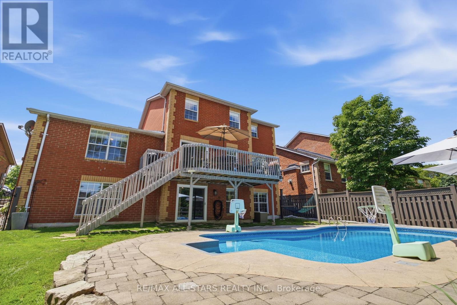 38 GALLOWAY CRESCENT - 43