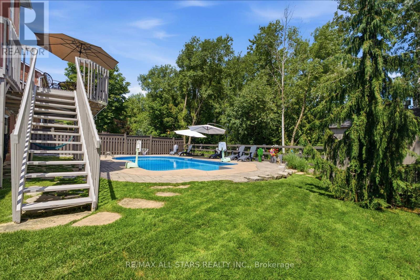 38 GALLOWAY CRESCENT - 41