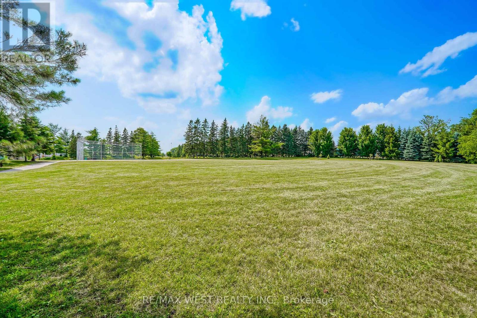 #414 2506 RUTHERFORD ROAD - 13
