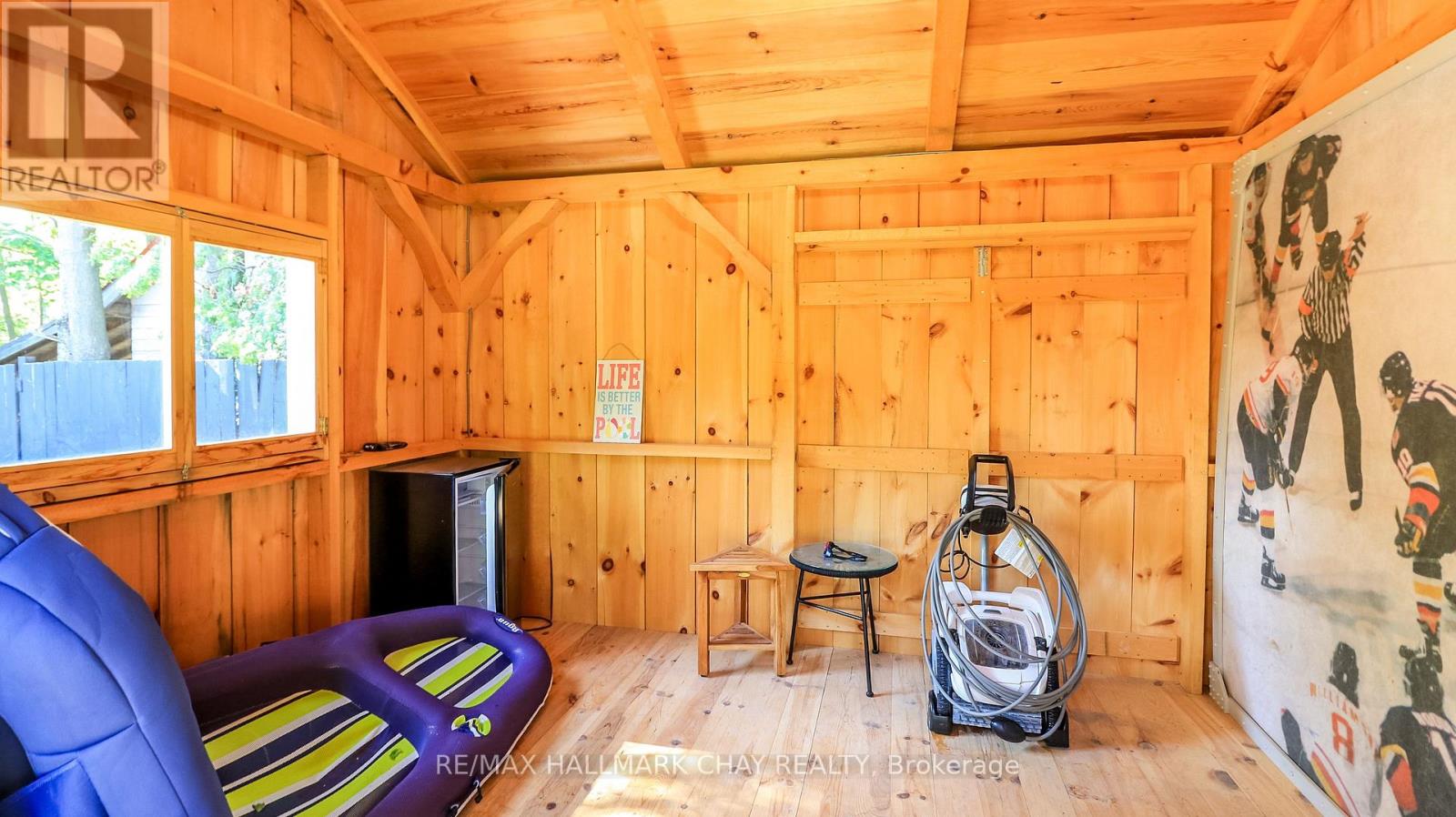 17 BOWMAN AVENUE - 20