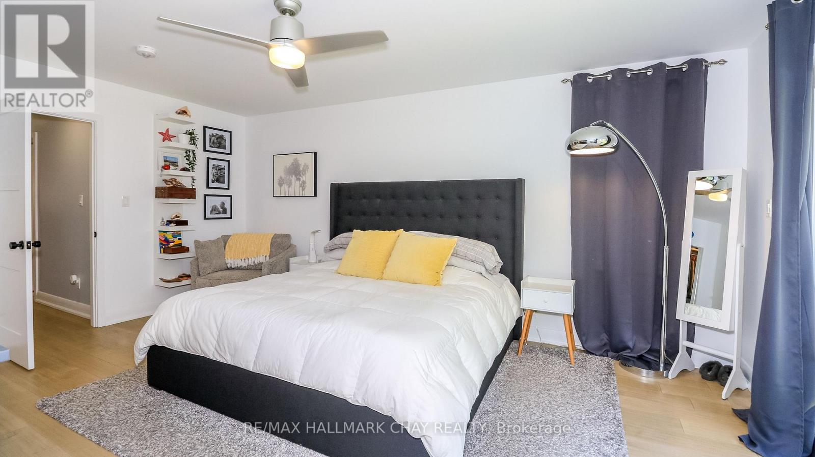 17 BOWMAN AVENUE - 34