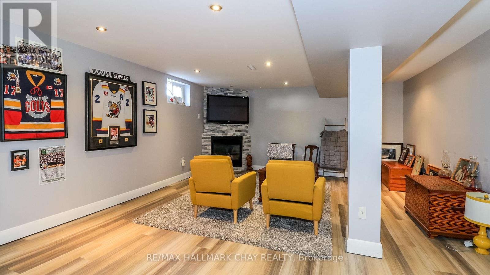 17 BOWMAN AVENUE - 39