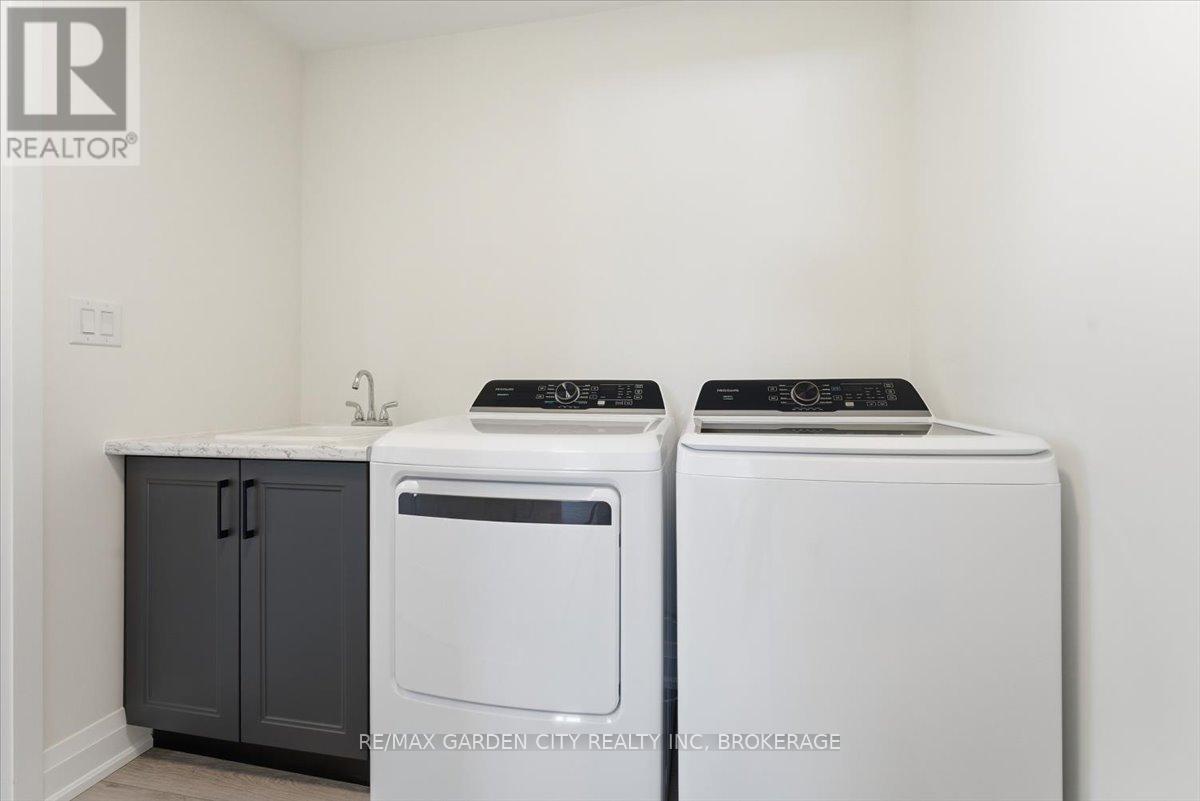 3693 ELM STREET - 18