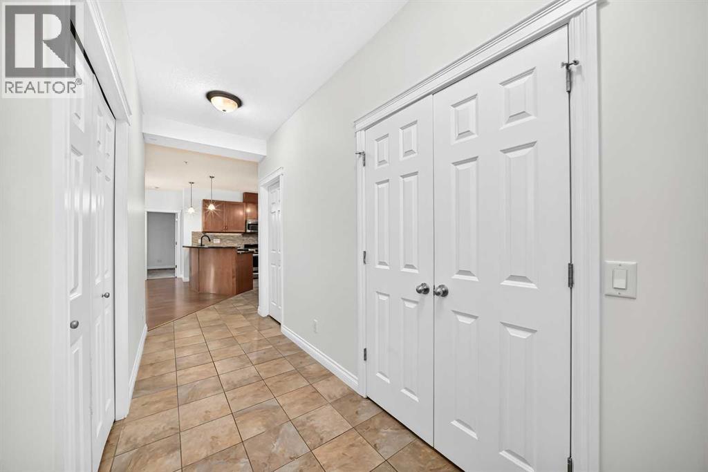 103, 4 Hemlock Crescent SW - photo 4