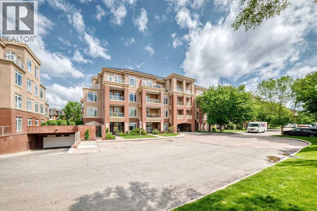 103, 4 Hemlock Crescent SW — photo 40