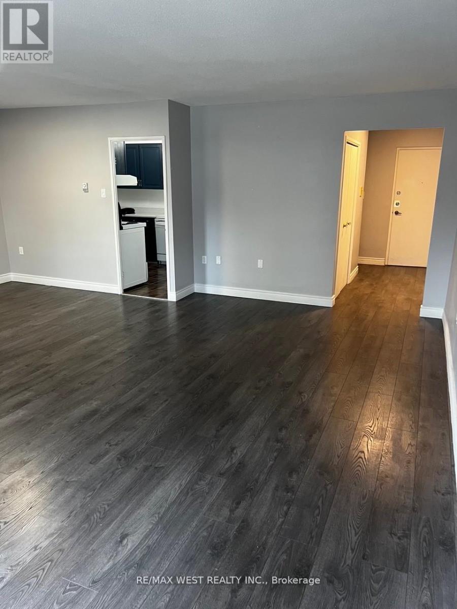 #202 130 NEPTUNE DRIVE - 16