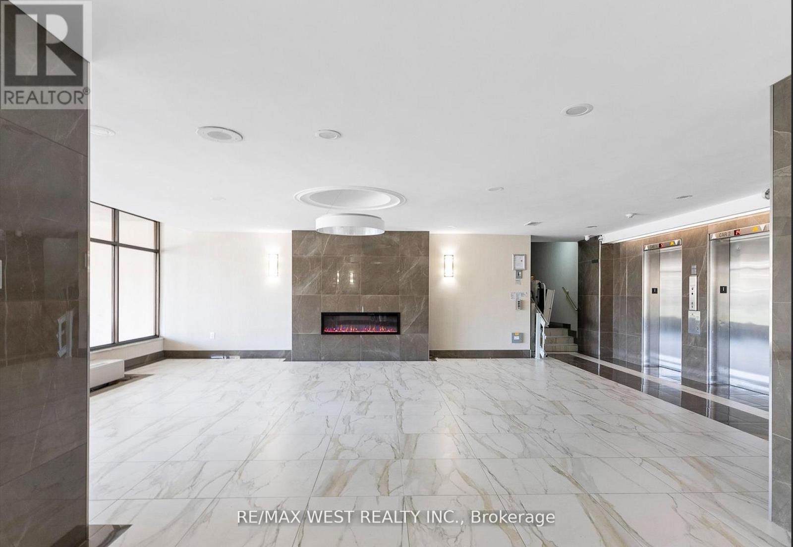 #202 130 NEPTUNE DRIVE - 4
