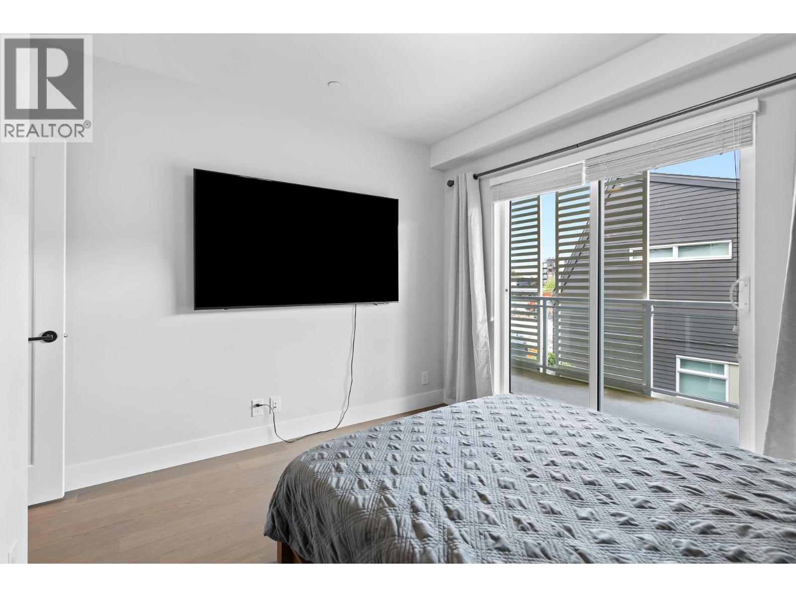 306 22226 BROWN AVENUE, Maple Ridge