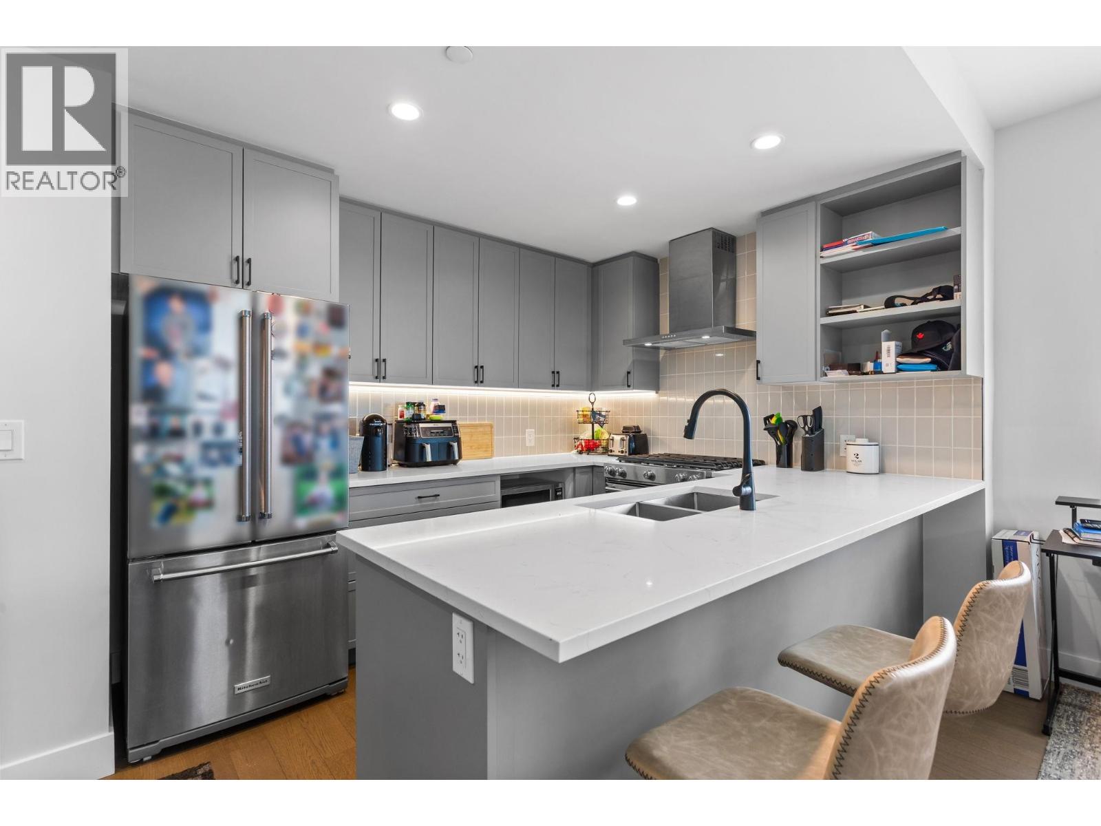 306 22226 BROWN AVENUE, Maple Ridge