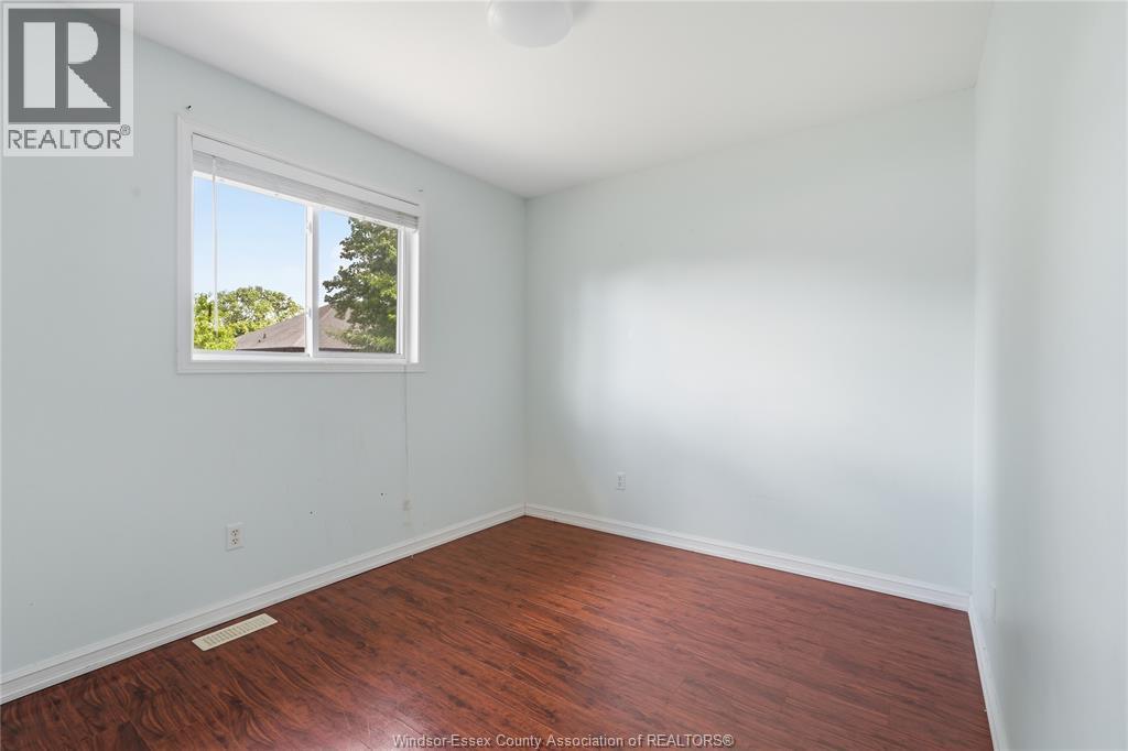 437 MERRILL AVENUE - 12
