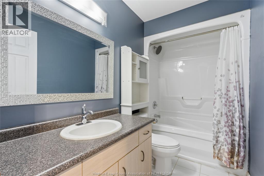 437 MERRILL AVENUE - 13