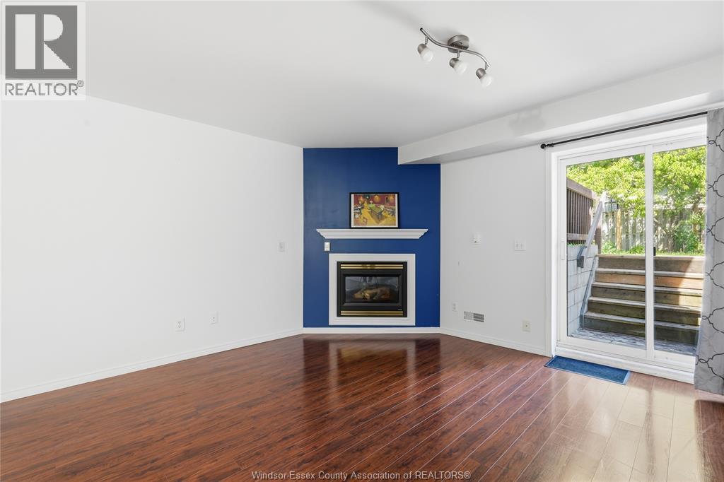 437 MERRILL AVENUE - 17