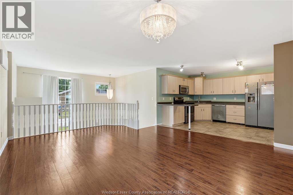 437 MERRILL AVENUE - 5