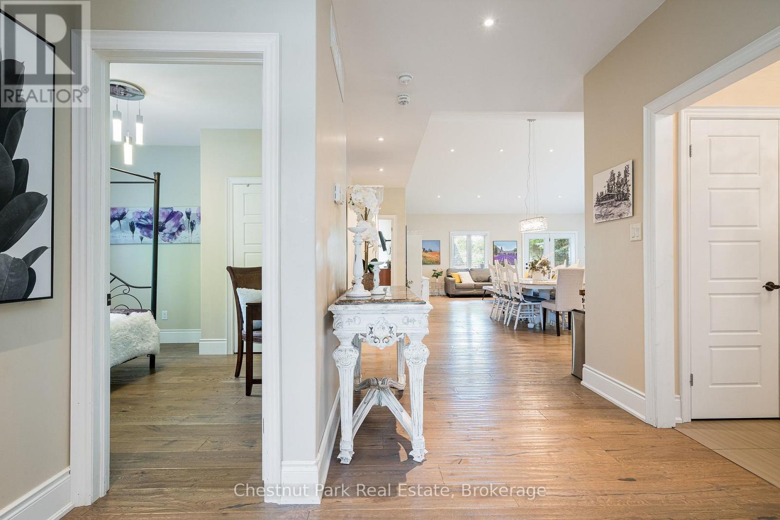 15 SAUNDERS STREET - 10