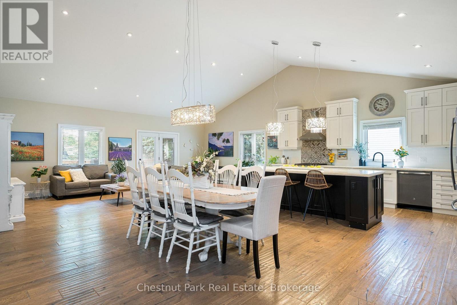 15 SAUNDERS STREET - 11