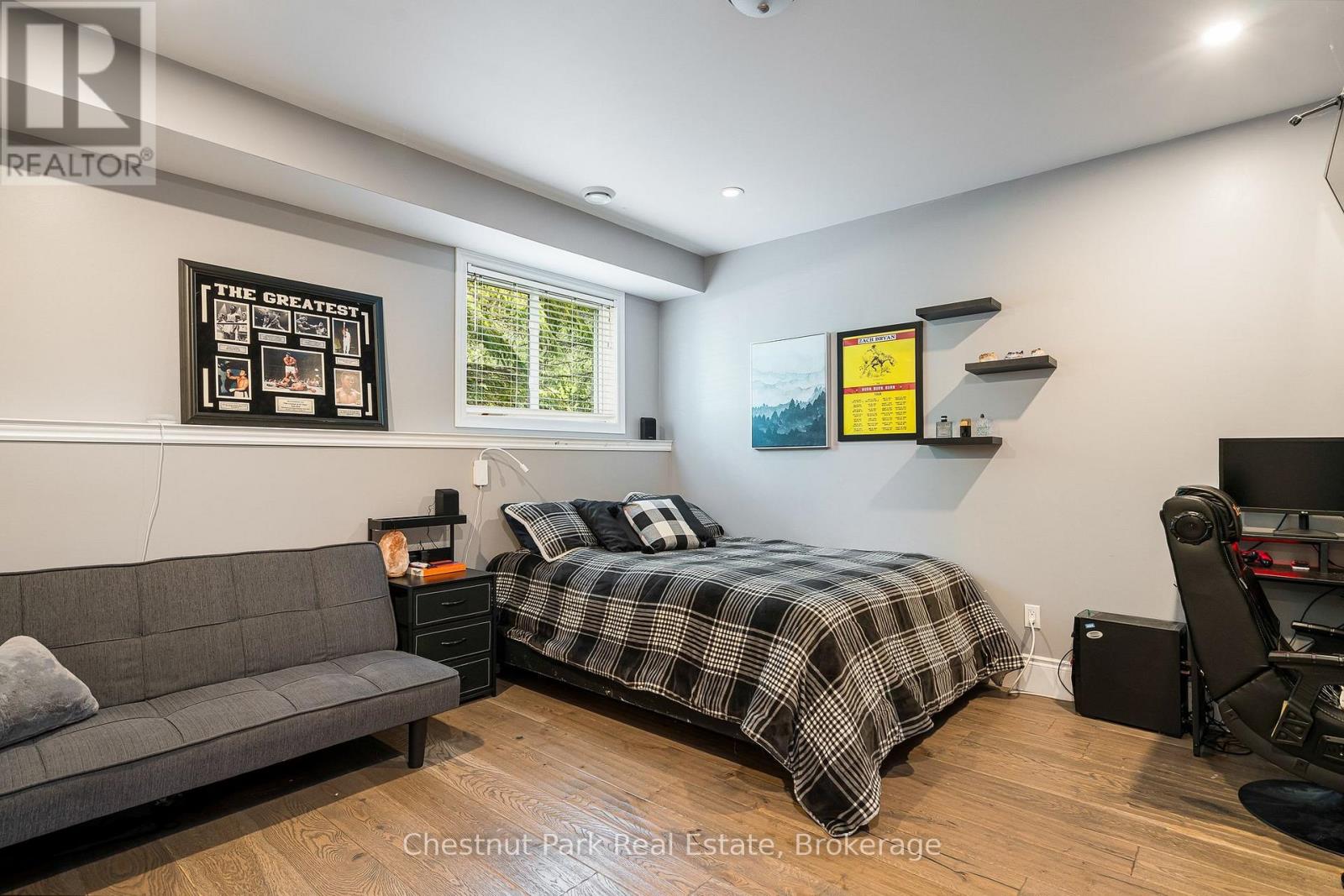 15 SAUNDERS STREET - 35