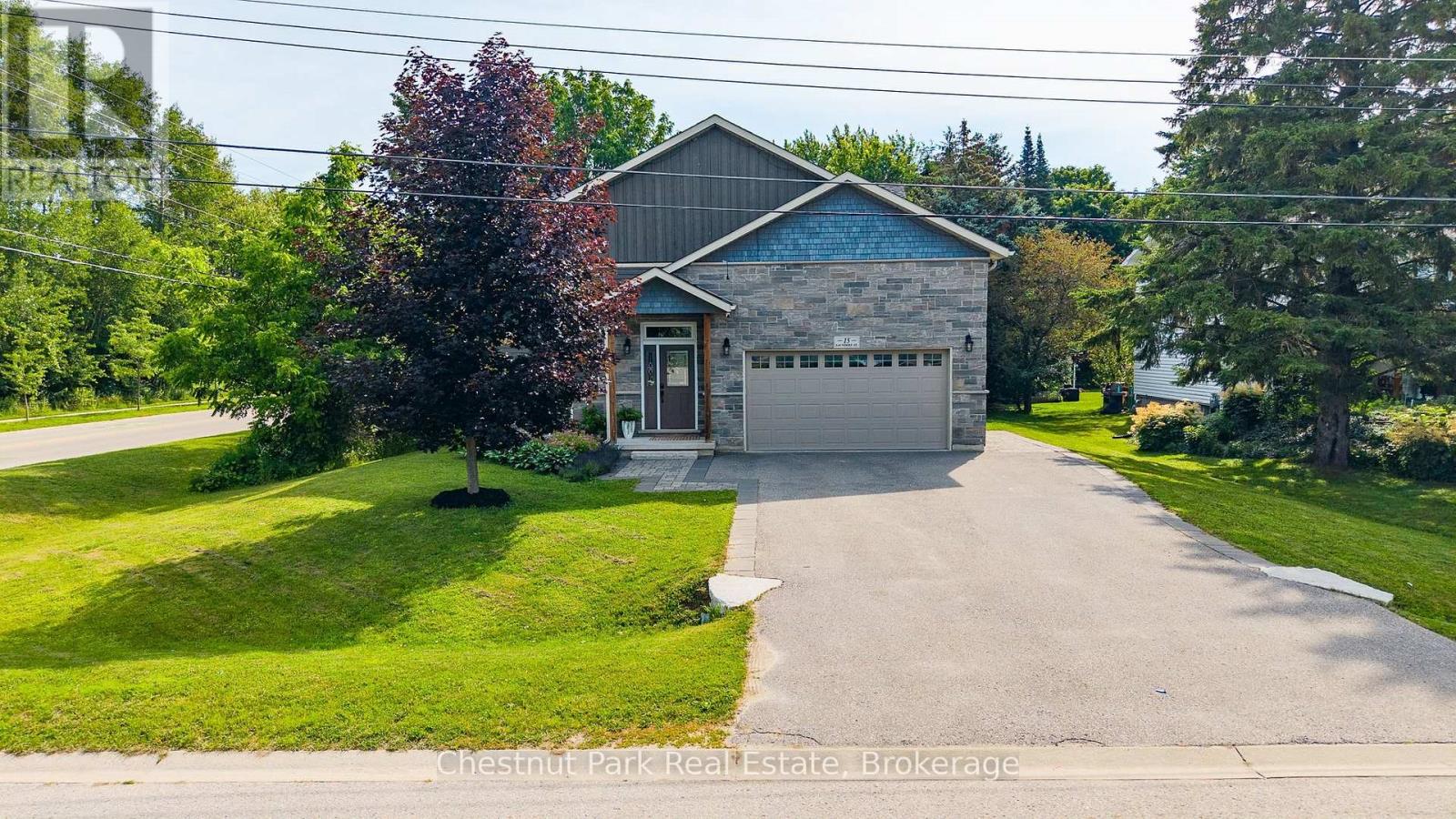 15 SAUNDERS STREET - 39