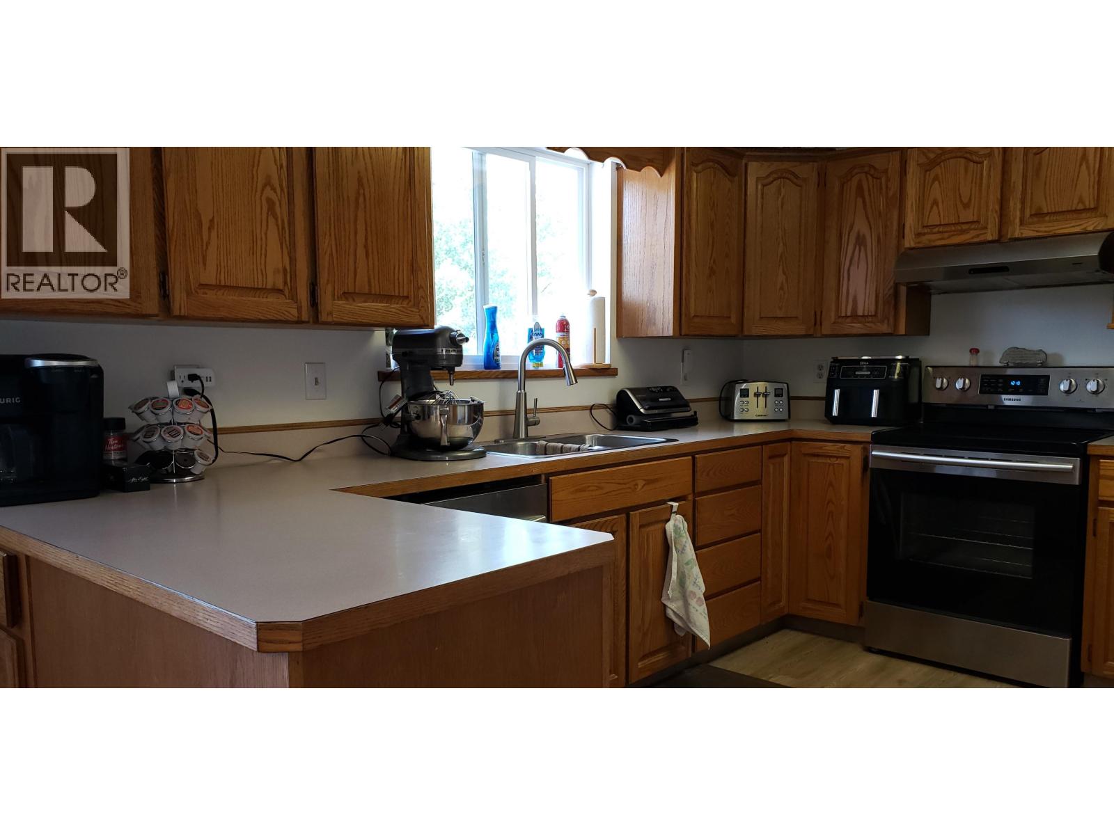 7036 93 MILE FRONTAGE ROAD - 29