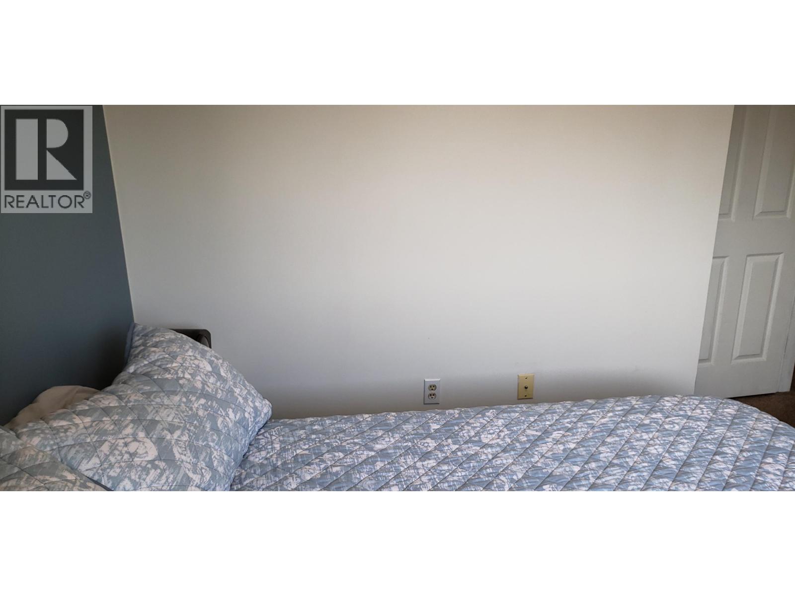 7036 93 MILE FRONTAGE ROAD - 17