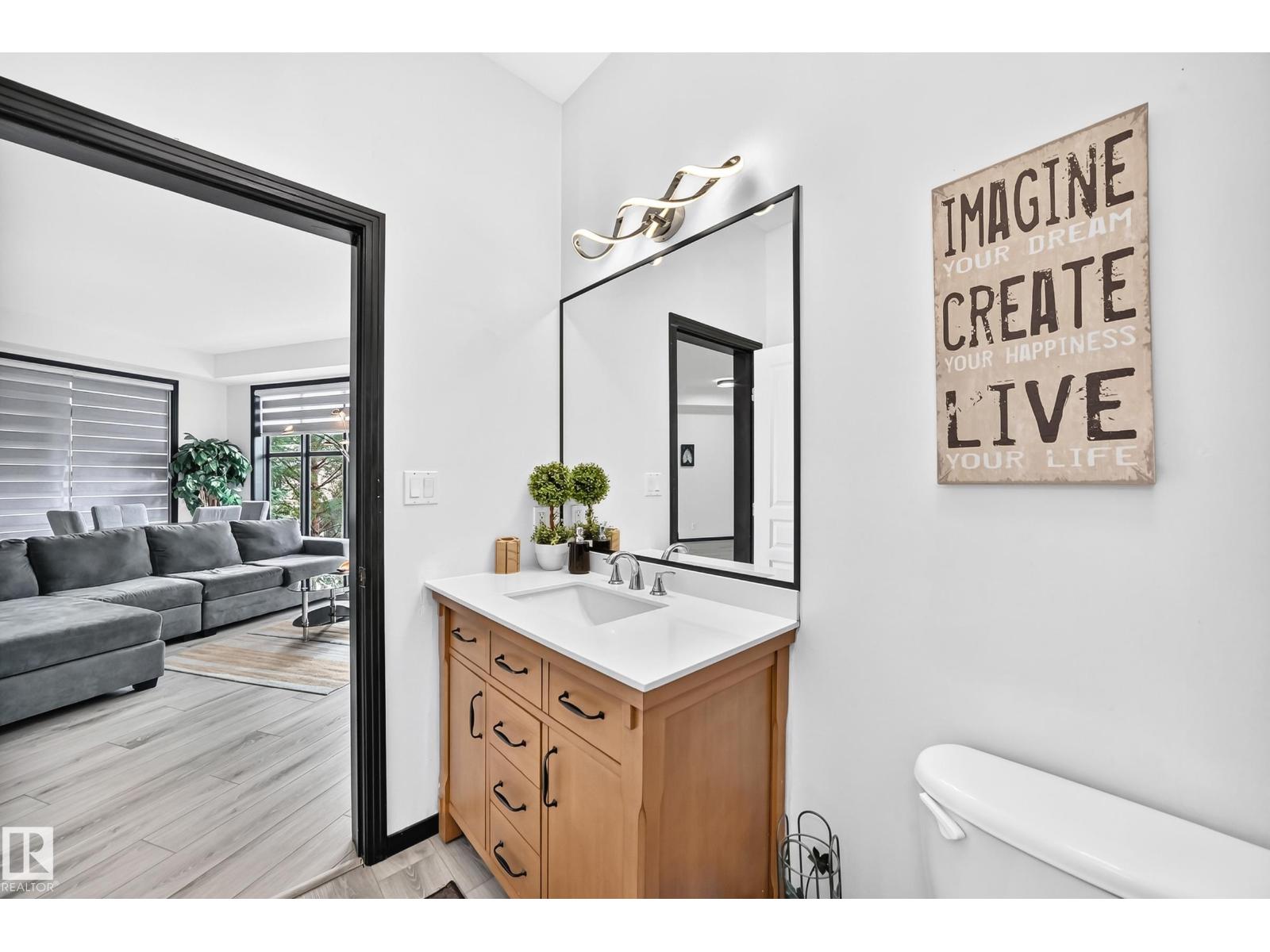 #226 4831 104A ST NW - 28